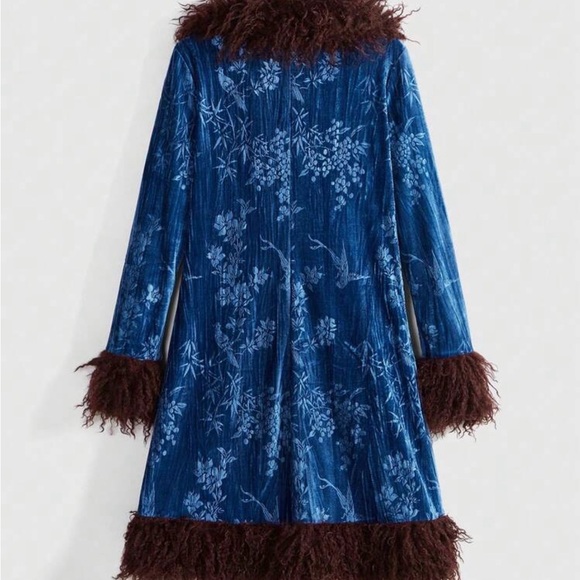 Blue Velvet and Brown Faux Fur Coat - Picture 4 of 5